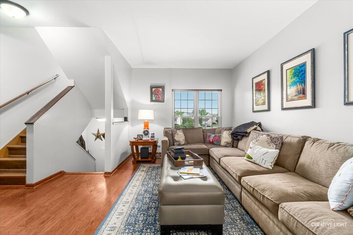 Property Photo: 1805 Grandview Place 1805 IL 60538