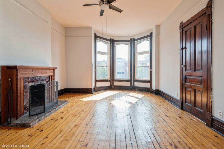 Property Photo:  2150 N Halsted Street 4F  IL 60614 