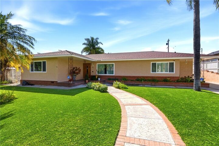 Property Photo:  321 N 18th  CA 90640 