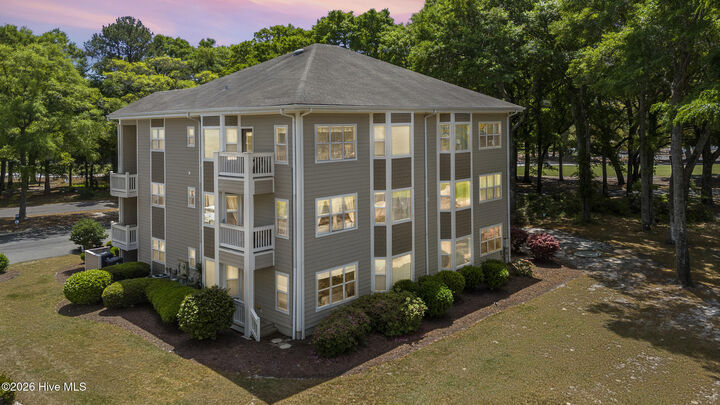 Property Photo:  213 Kings Trail # 1004  NC 28468 