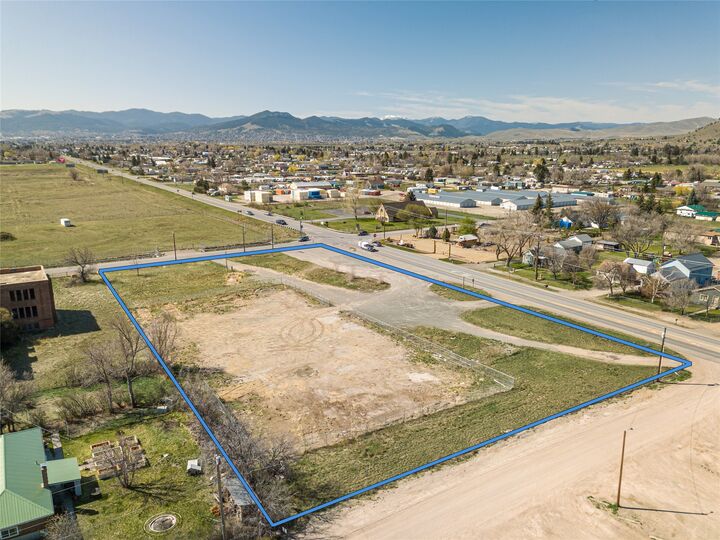 Property Photo:  1220 Sierra Road E  MT 59602 