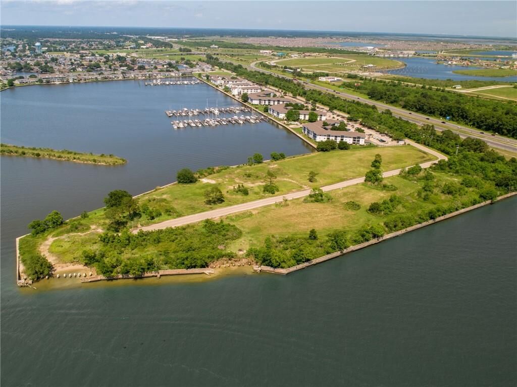 Property Photo:  Harbor Drive  LA 70458 