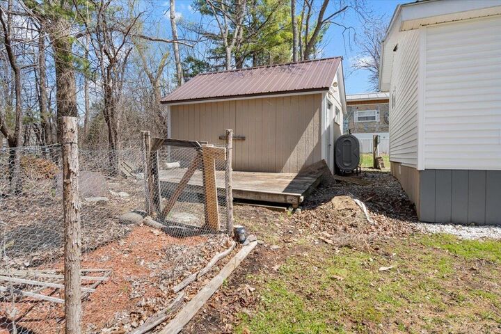 Property Photo:  142 Penny Lane  VT 05482 