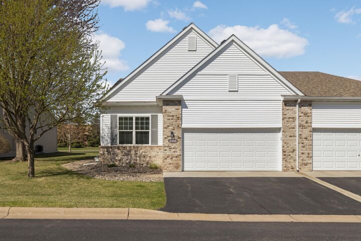 Property Photo:  2466 Beech Street W  MN 55068 