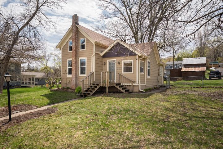 Property Photo:  513 State Street E  MN 55009 