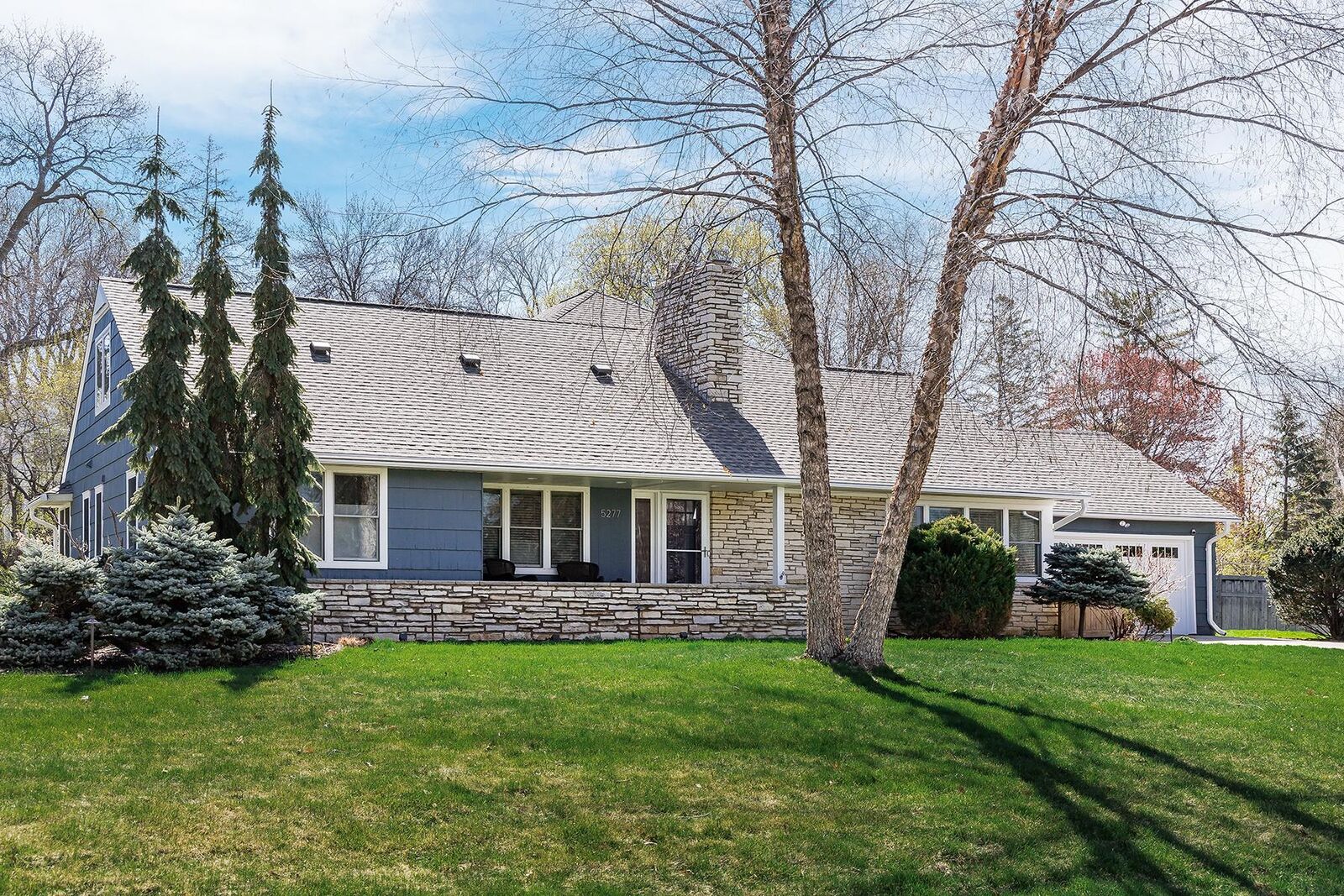 Property Photo:  5277 Lochloy Drive  MN 55436 