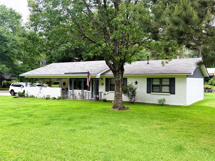 Property Photo:  310 Murray Lane  LA 71037 