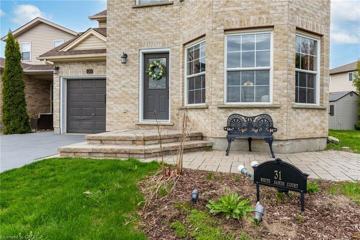 Property Photo:  31 White Sands Court  ON N2E 3S4 