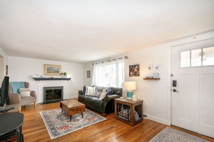 Property Photo: 41 Irving Rd MA 02066