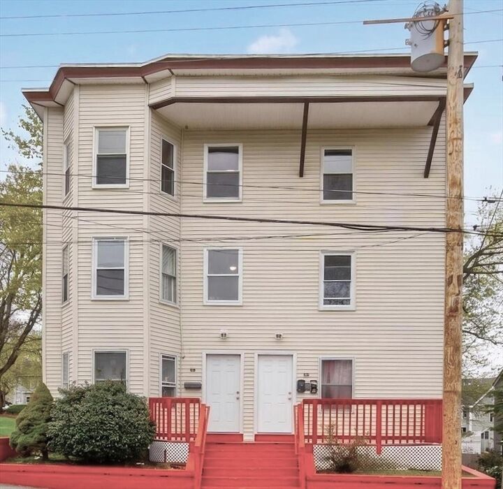 Property Photo:  66-68 Clarendon St  MA 01420 