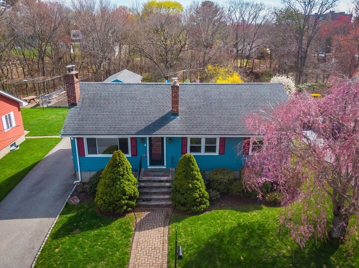 Property Photo:  7 Cedarcrest Rd  MA 01970 