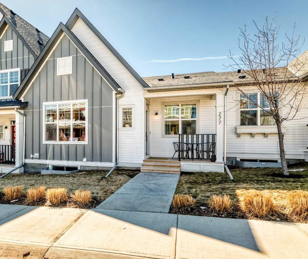 Property Photo: 277 Lucas Avenue NW AB T3P 1S3