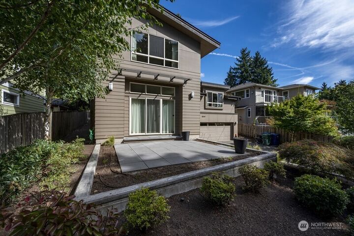 Property Photo:  10644  Bartlett Avenue NE  WA 98125 