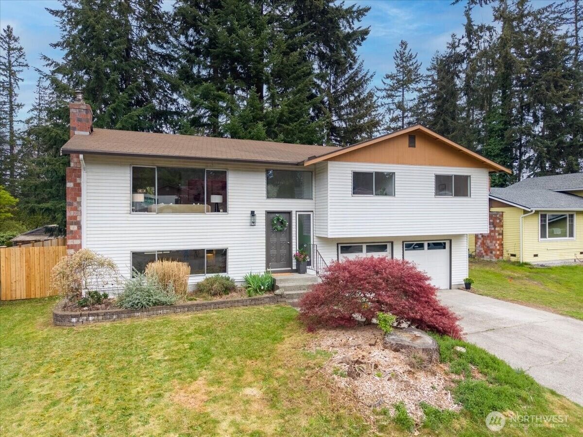Property Photo:  18015  56th Avenue W  WA 98037 