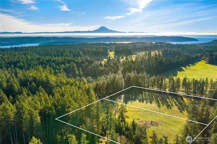 Property Photo:  12302 SW 220th Street  WA 98070 
