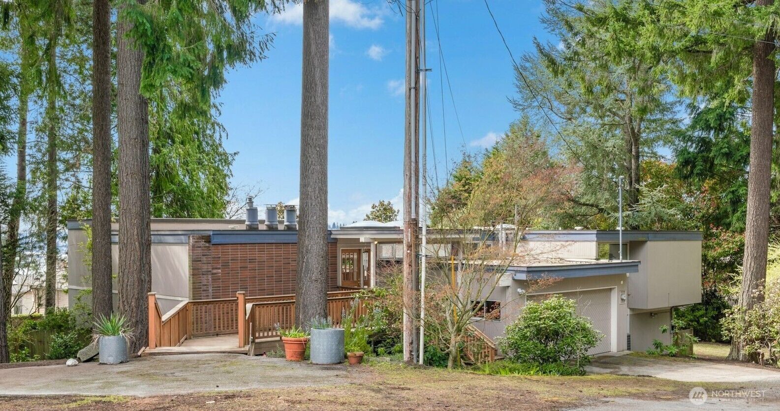 Property Photo:  7237 NE 121st Place  WA 98034 
