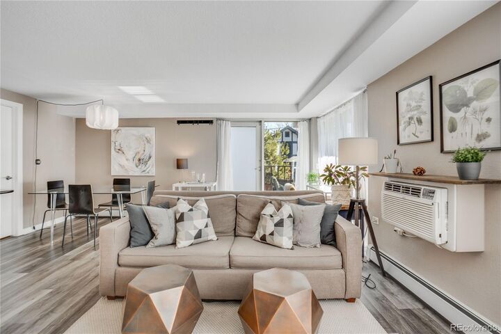 Property Photo:  1150 Vine Street 201  CO 80206 