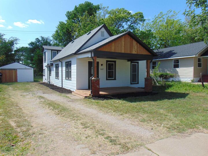 Property Photo:  1657 S Gold  KS 67213 