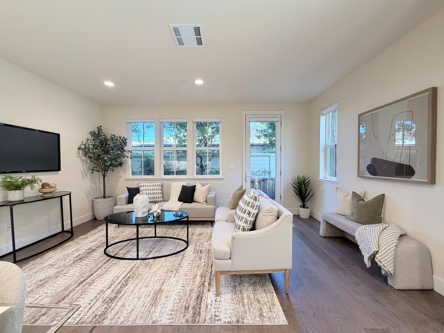 Property Photo:  174 Tilton Avenue  CA 94401 