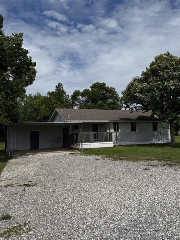 Property Photo: 3085 Longleaf Drive LA 70663
