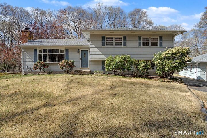 Property Photo:  42 Parker Hill Road  CT 06419 