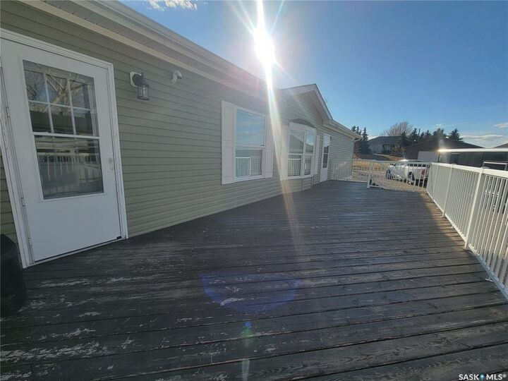 Property Photo:  414 Lonsdale Street  SK S0L 2A0 