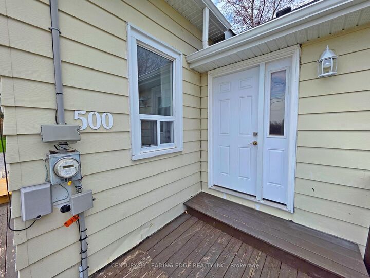 Property Photo:  500 The Queensway South N/A  ON L4P 2E3 