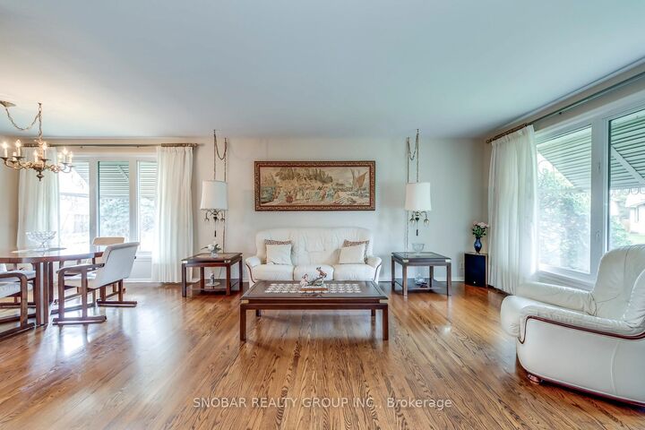 Property Photo: 14 Tyler Place ON M9R 1L9
