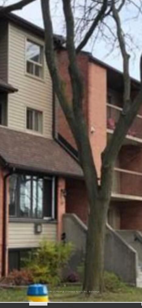 Property Photo:  30 Hickory Street 111  ON N2J 4L4 