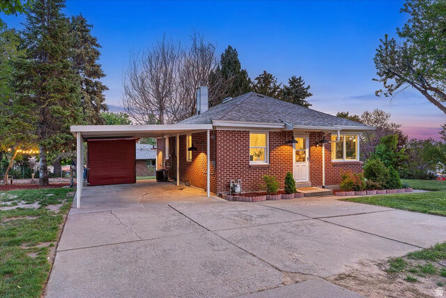 Property Photo:  2790 N 600 E  UT 84414 