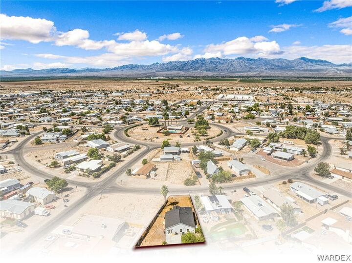 Property Photo:  1658 E Luna Media  AZ 86426 