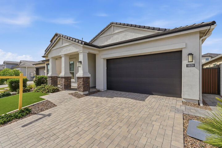 Property Photo:  5028 E Shady Glen Avenue  AZ 85254 