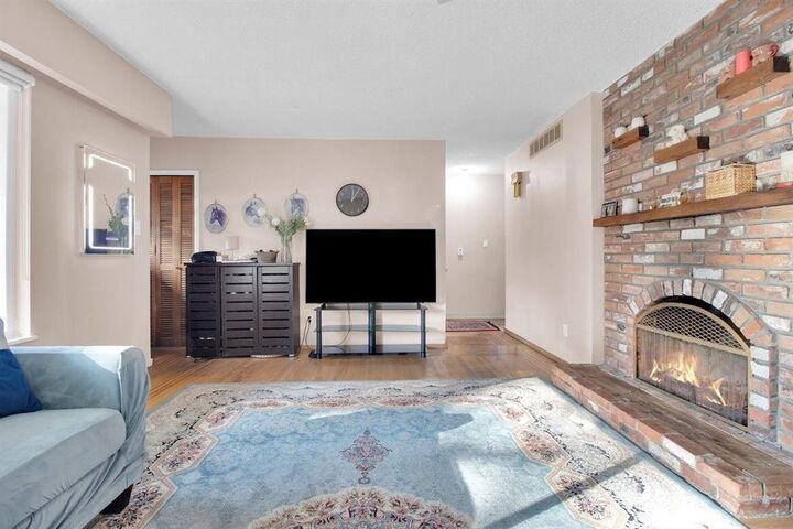 Property Photo: 12533 99A Avenue BC V3V 2R6