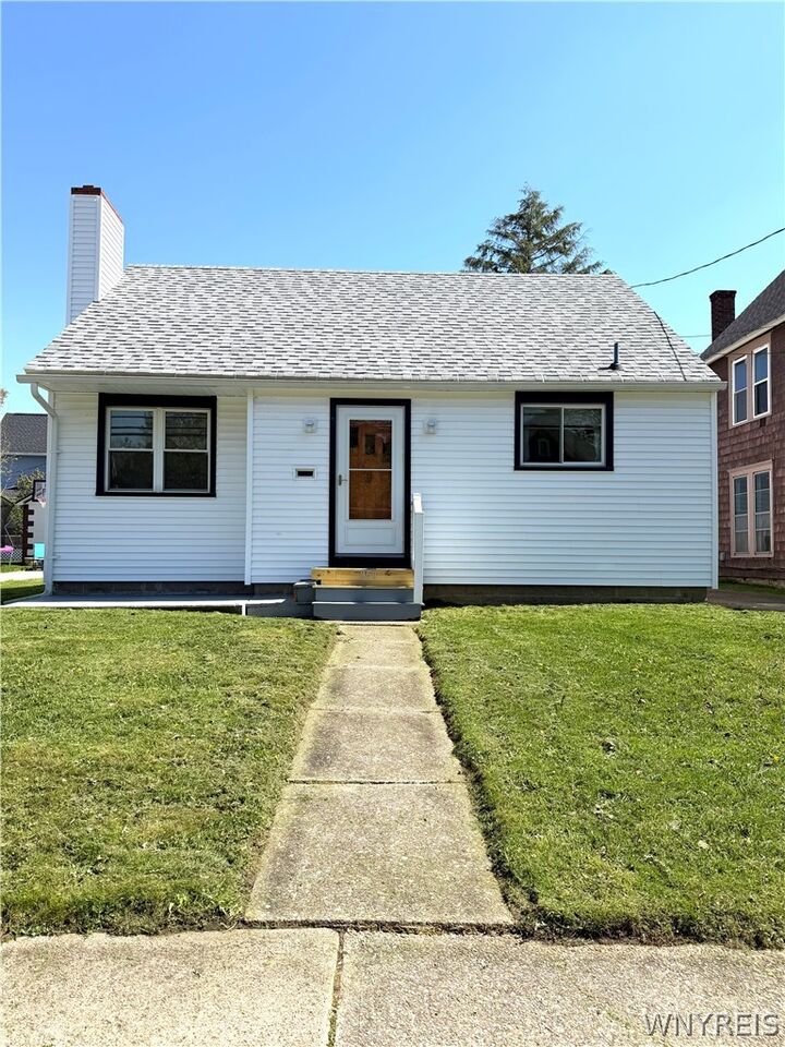 Property Photo:  950 N Union Street  NY 14760 