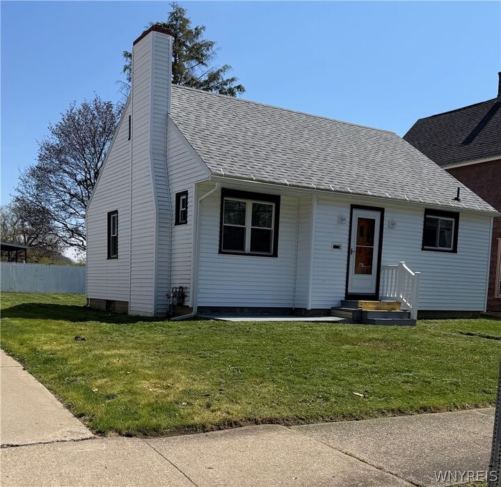 Property Photo:  950 N Union Street  NY 14760 