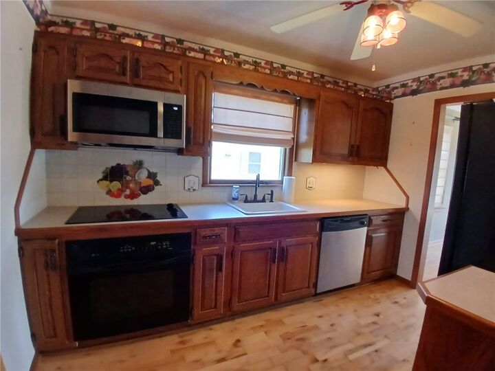 Property Photo:  3 Bower Pl  NY 14830 