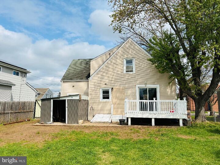 Property Photo:  121 Walnut Avenue  PA 19021 
