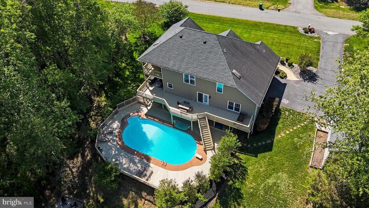 Property Photo:  2428 Pimpernel Drive  MD 20603 