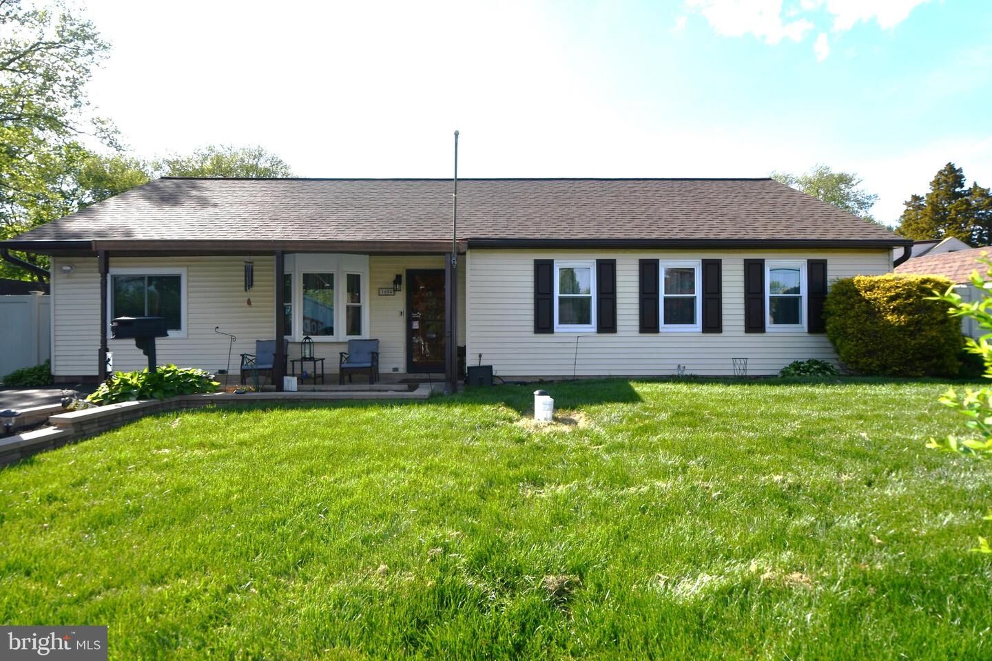 Property Photo:  1654 Forrest Avenue  PA 19053 