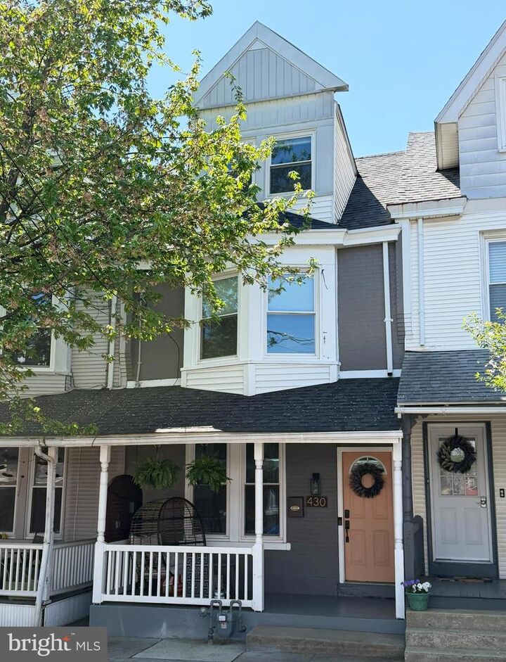 Property Photo:  430 Nevin Street  PA 17603 