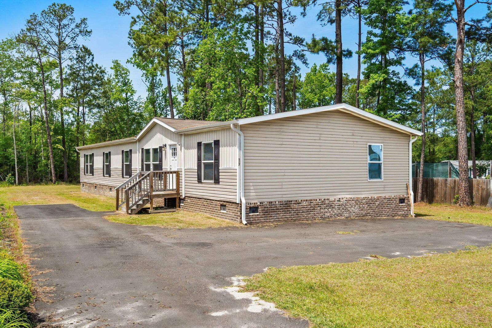 Property Photo:  127 Missouria Ln.  SC 29526 