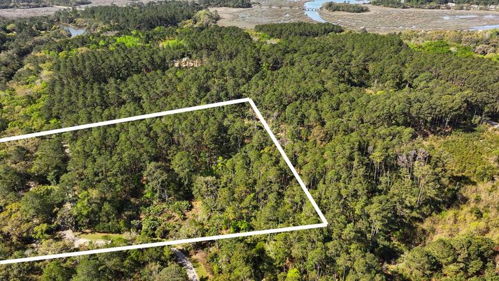 Property Photo:  34 Old Smugglers Wharf Road  SC 29920 
