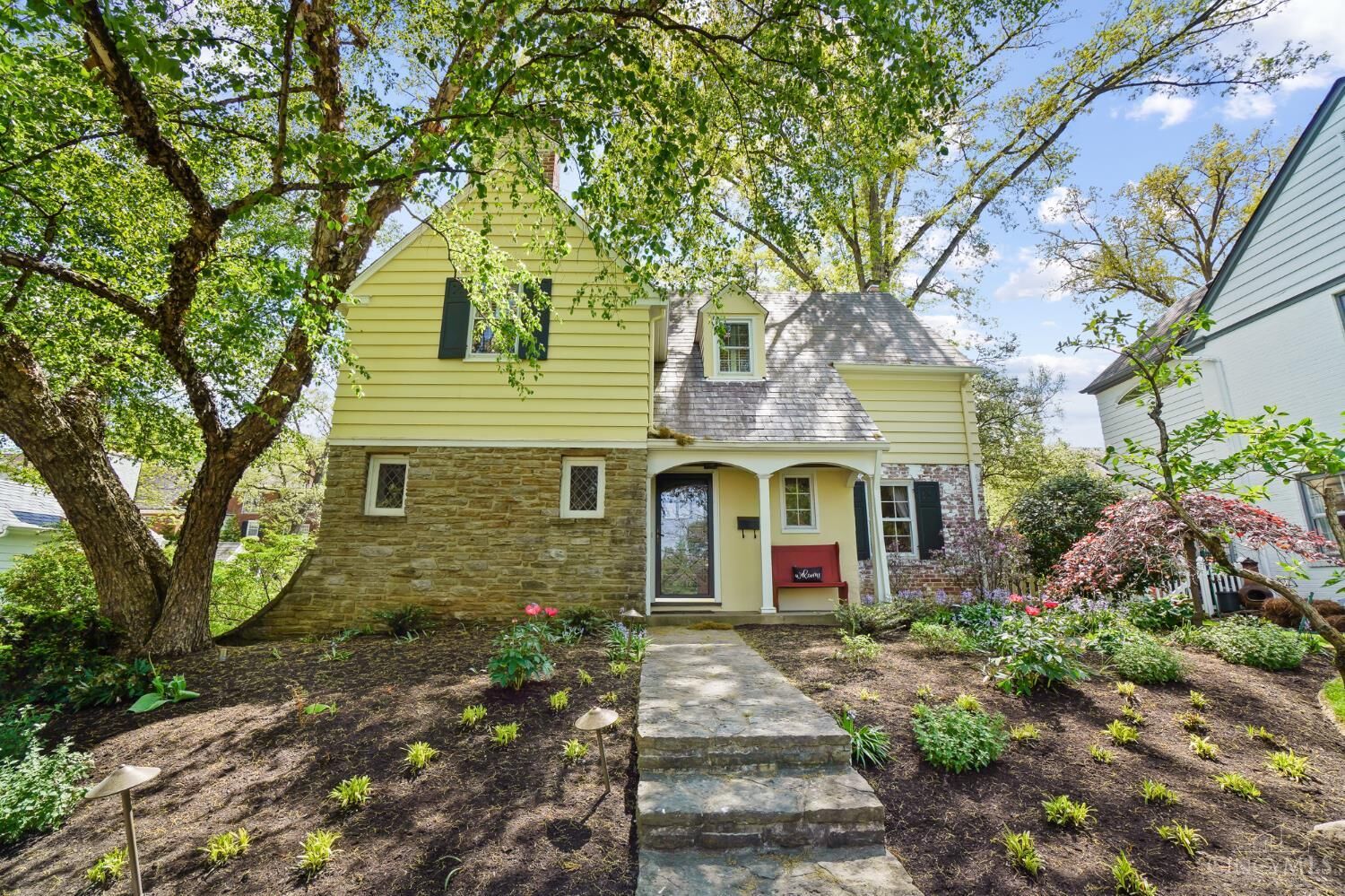 Property Photo: 3131 Portsmouth Avenue OH 45208