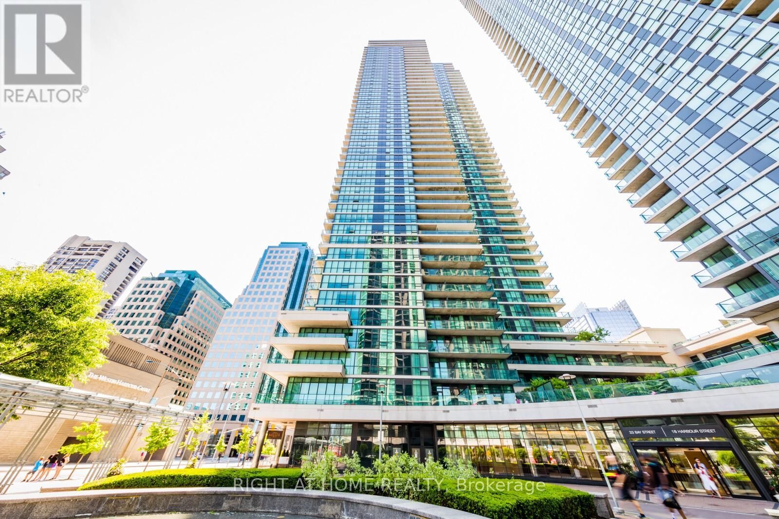 Property Photo:  33 Bay Street 3213  ON M5J 2Z3 