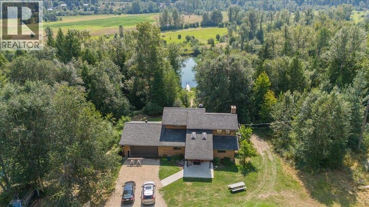 6172 Slocan River Road — photo 1