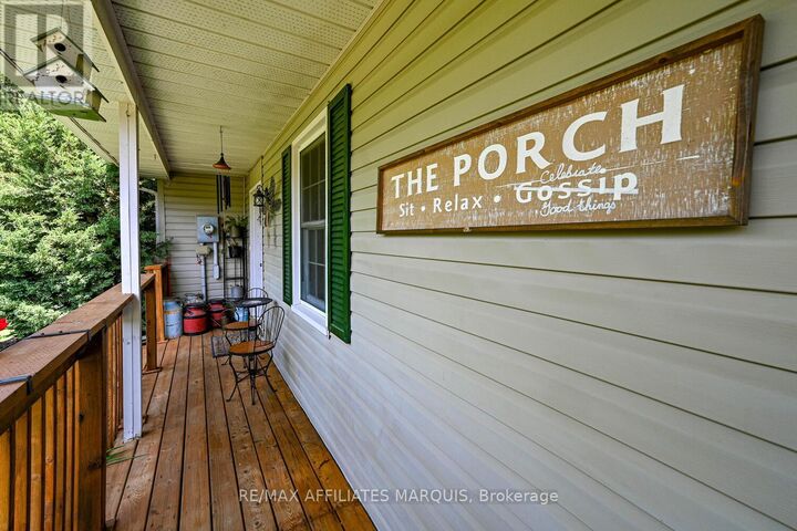 Property Photo: 193 Kellys Road ON K7A 4S5