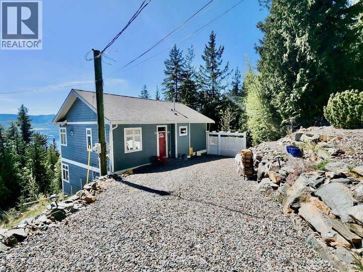 Property Photo: 7660 Lichen Road BC V0E 1M8