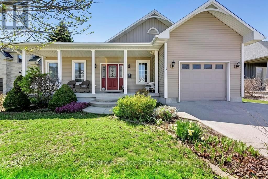 Property Photo: 97 St Patrick Street West ON N7A 2L5
