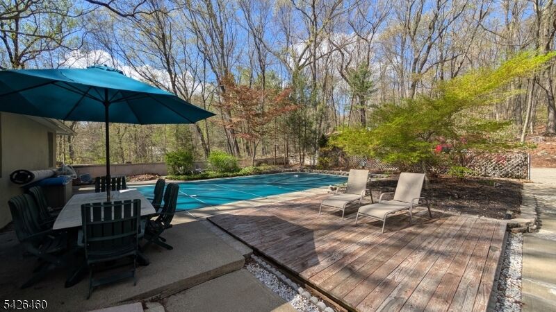 Property Photo:  540 Hamburg Tpke  NJ 07480 
