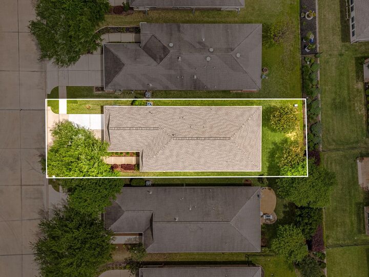 Property Photo:  1031 Oleander Way  TX 77469 
